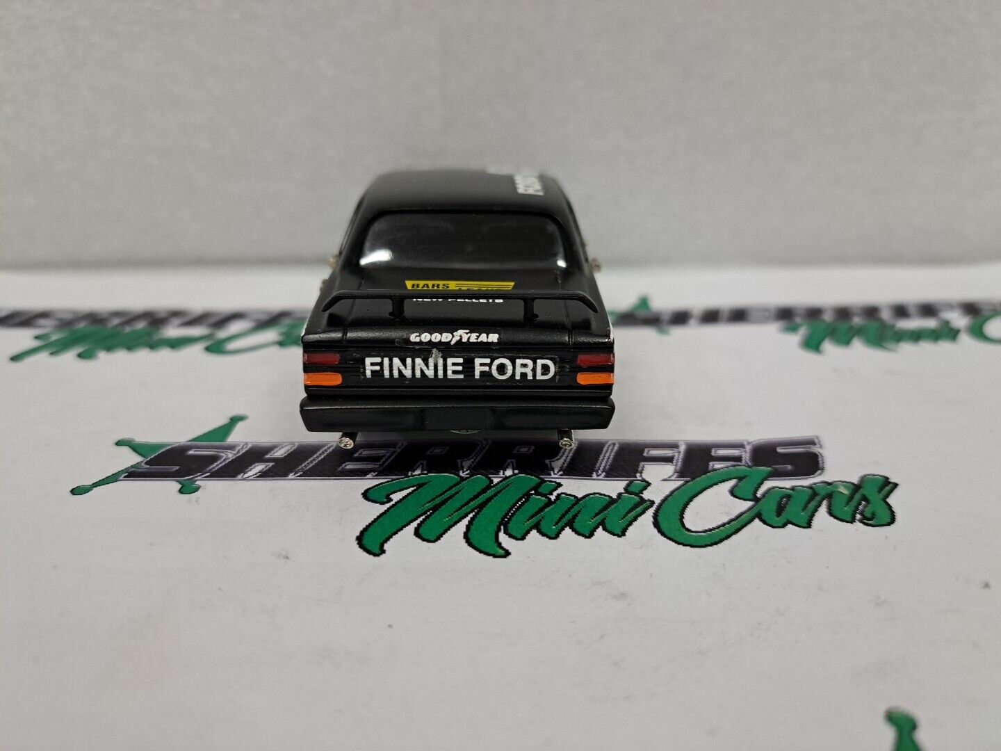 1/43 Dinkum XY FINNIE FORD 3RD PLACE BATHURST 1971