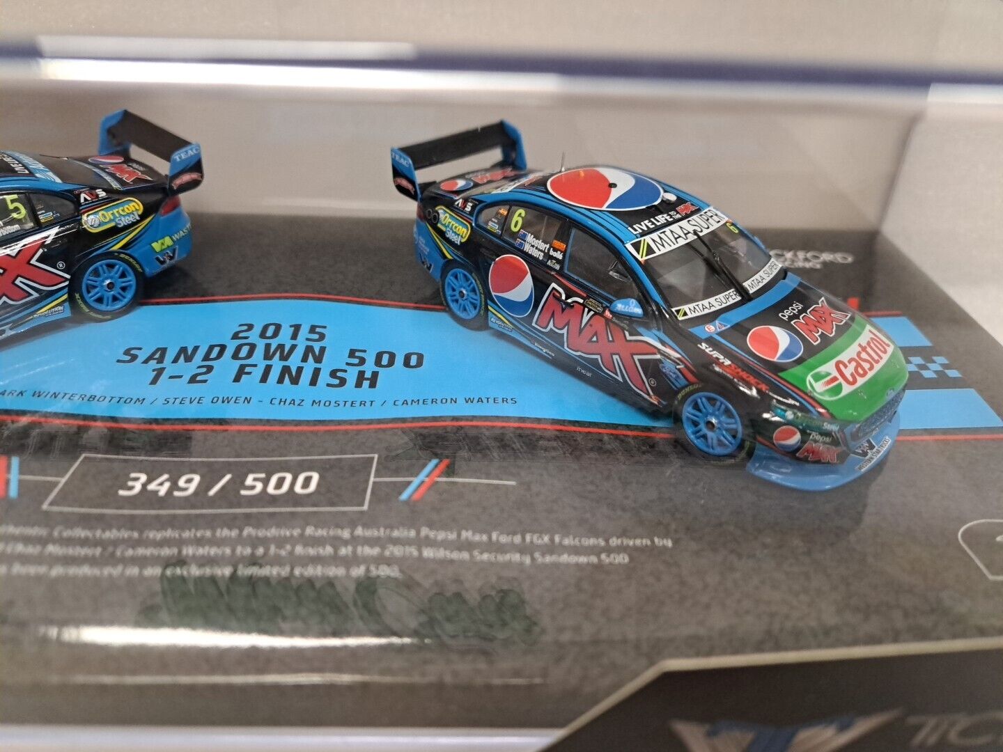 1/43 Prodrive Racing Australia PEPSI MAX FGX FALCON 2015 Sandown 500 Twin Set