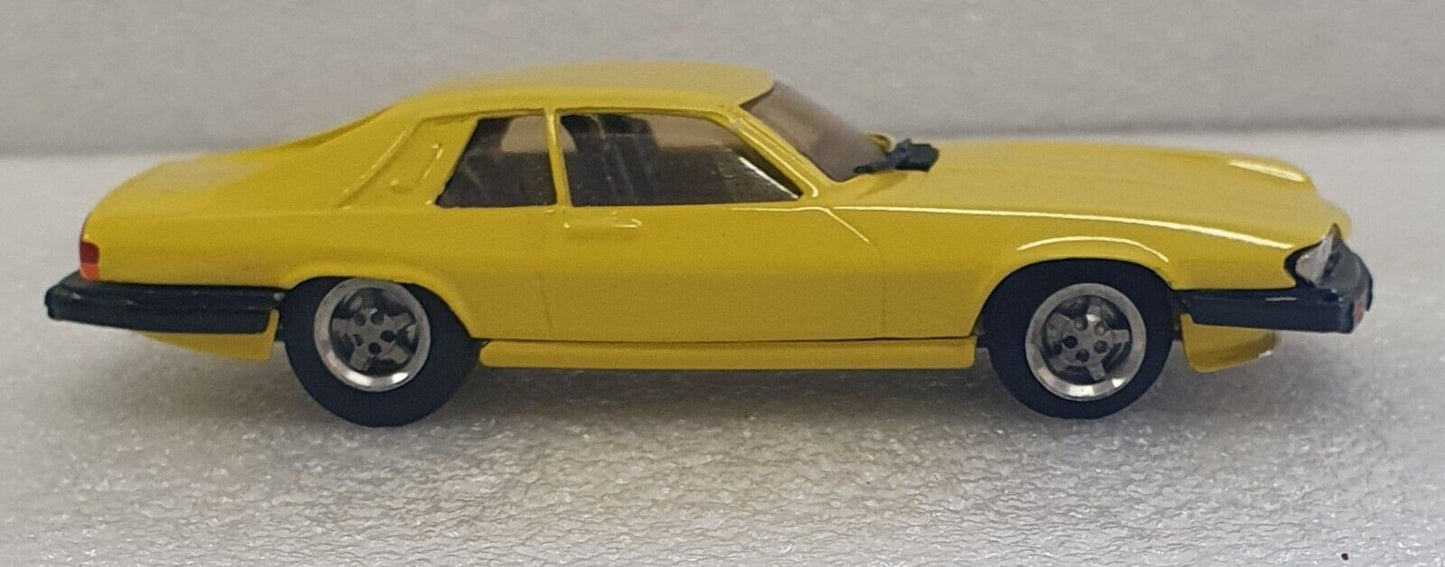 Dinkum Classics 1/43 Jaguar XJS in Yellow