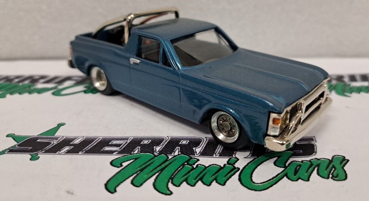 1/43 Dinkum Classics  Ford  Falcon XW BUSH UTE BLUE