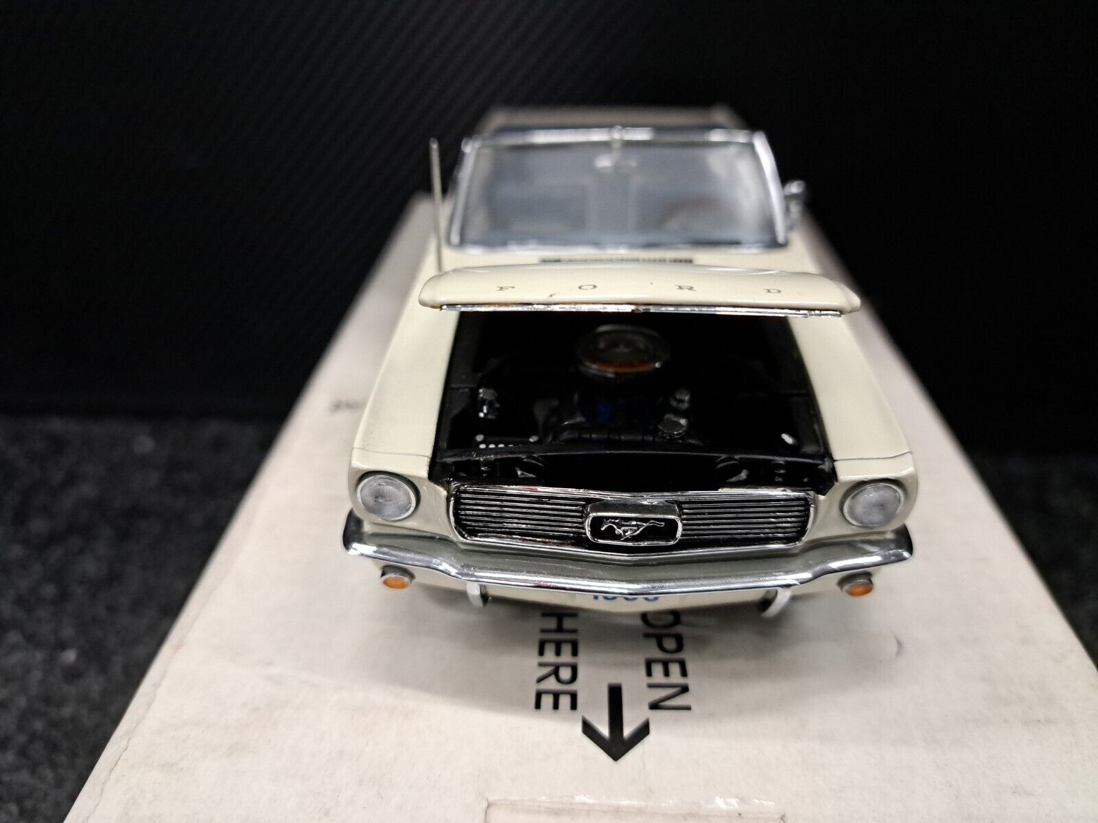 1/24 Danbury Mint 1966 MUSTANG Convertible White