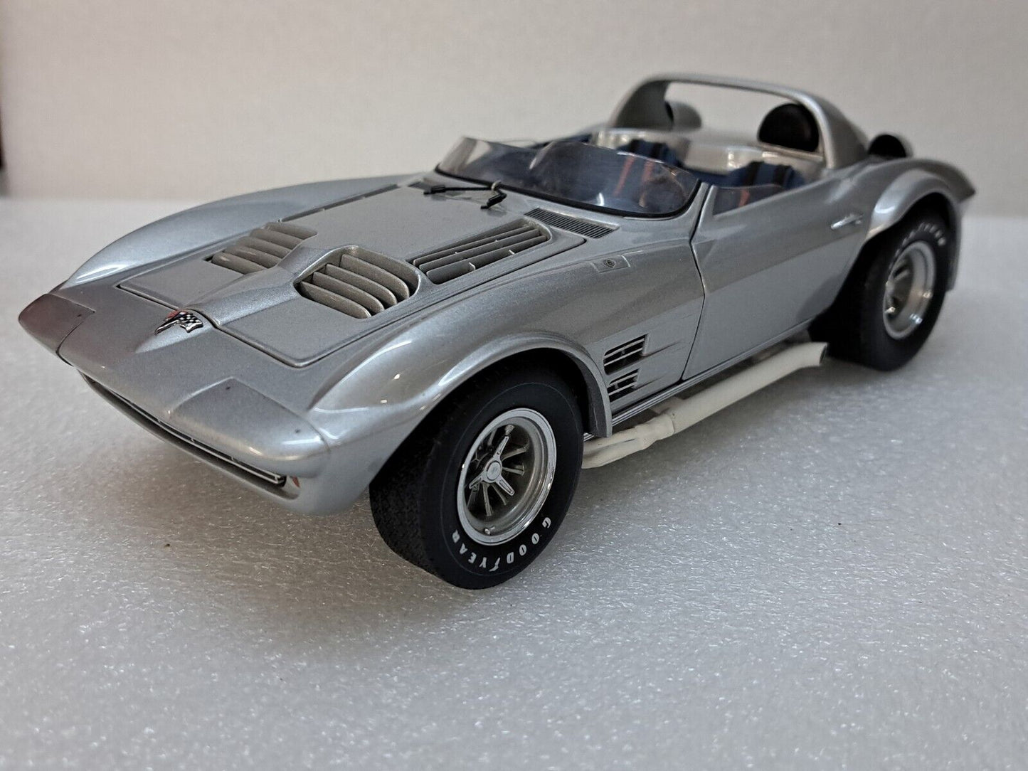 1/18 Exoto Corvette Grand Sport Roadster Silver 18022