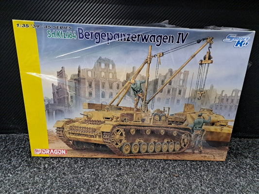 DRAGON 1/35 scale BERGEPANZERWAGEN IV