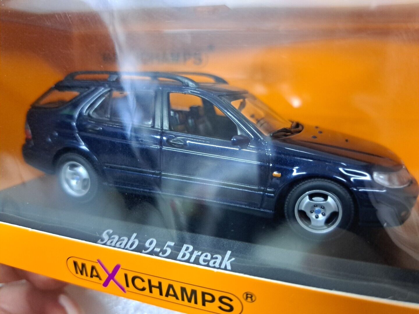 1:43 MINICHAMPS Saab 9-5 Break Dark Blue Metallic 1999 940 170810 Model