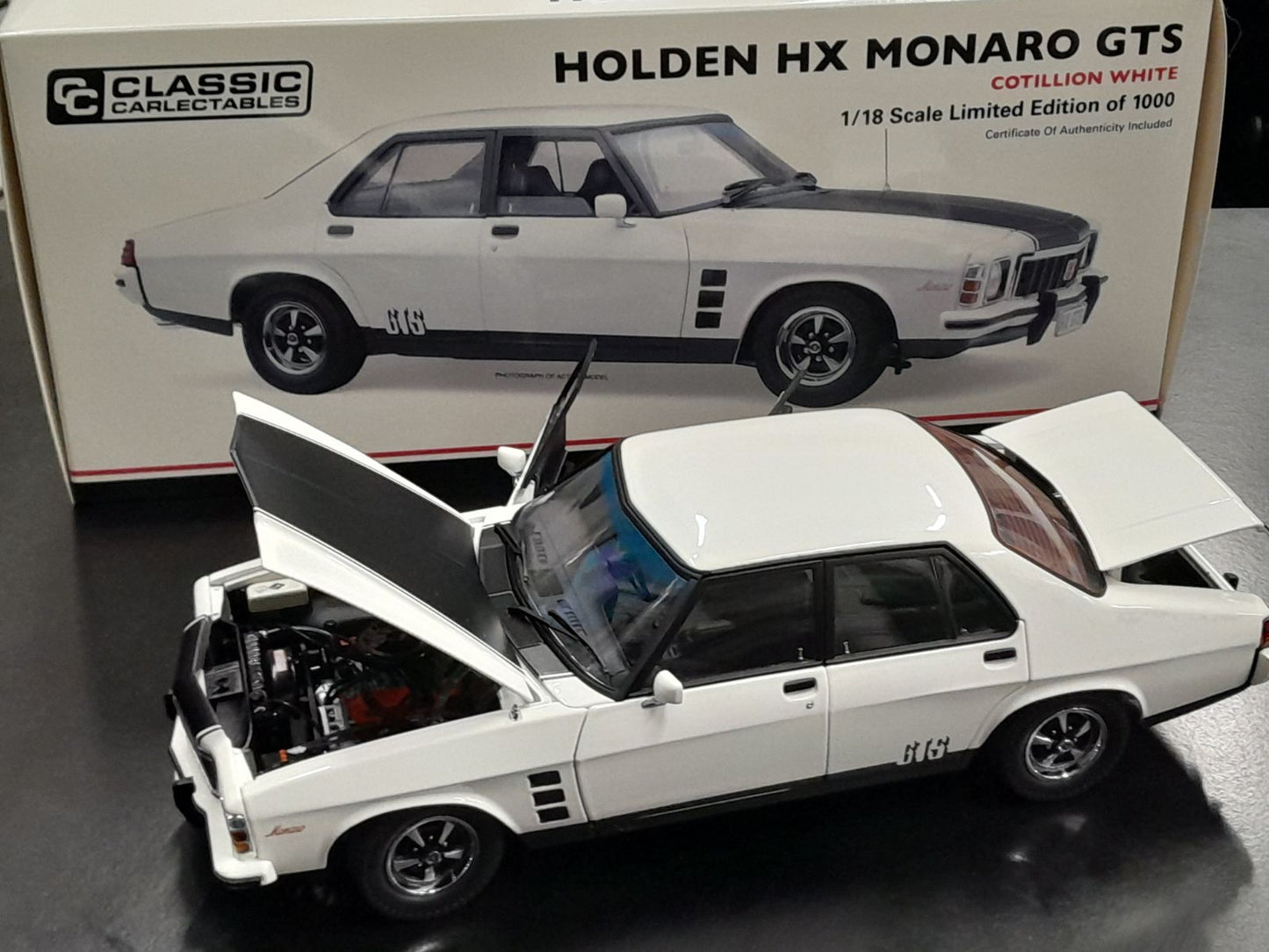 1/18 HX Monaro GTS Sedan Cotillion White