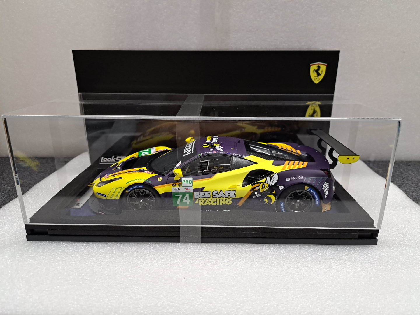 1/18 Looksmart Ferrari 488 GTE EVO Le Mans 24 Hr 2022 Van Gisbergen