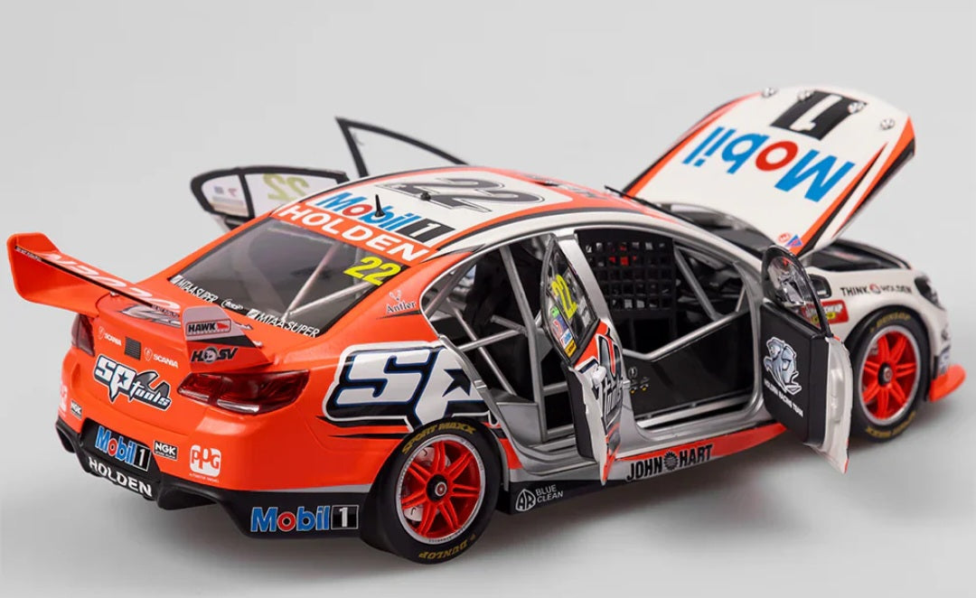 1/18 HOLDEN COMMODORE 2014 #22 BATHURST 1000 COURTNEY/MURPHY ACD18H14B