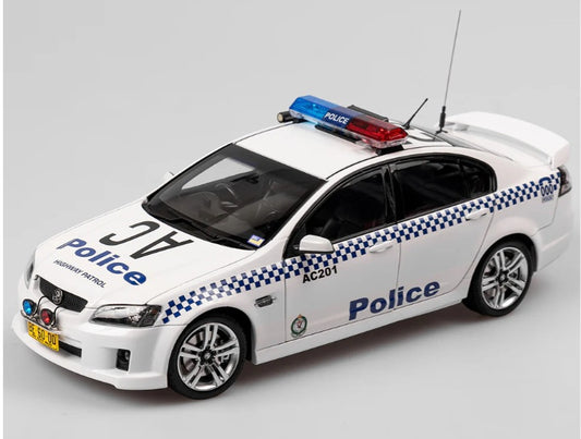 🚔 1/18 Holden VE Commodore SS - NSW Police Highway Patrol Car - Authentic