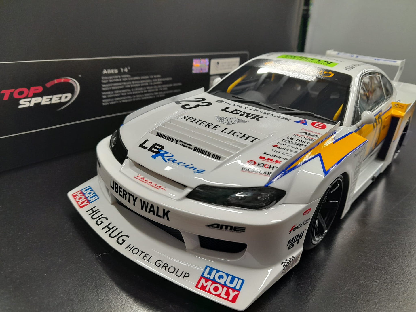 1/18 LB Super Silhouette Nissan S15 Silvia by Top Speed.