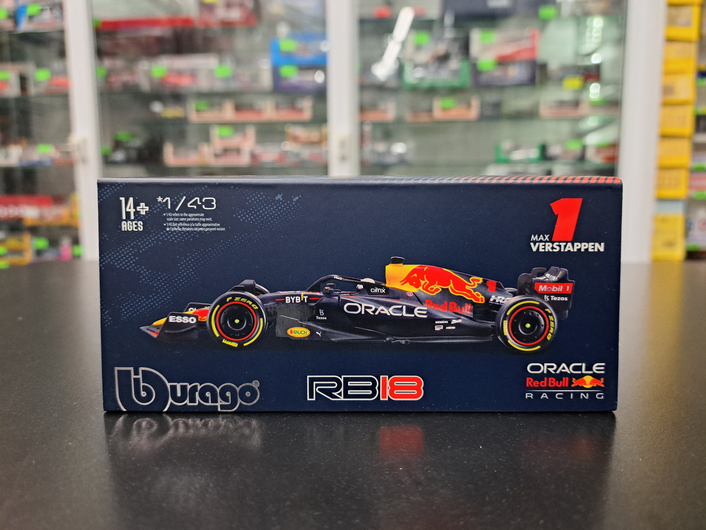 1/43 REDBULL #1 VERSTAPPEN 2022 BURAGO WITH DRIVER