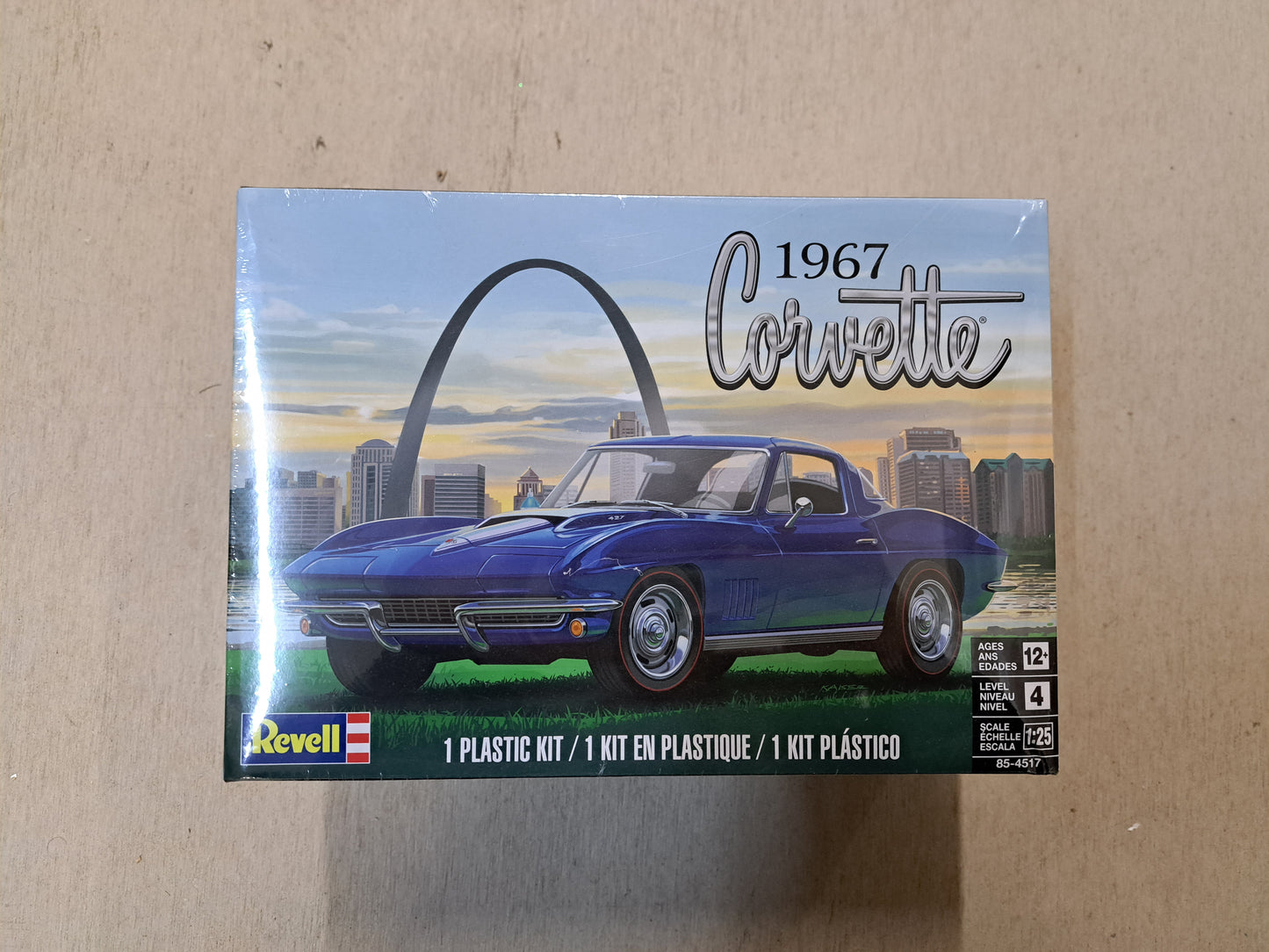 1/24 1967 CORVETTE MODEL KIT