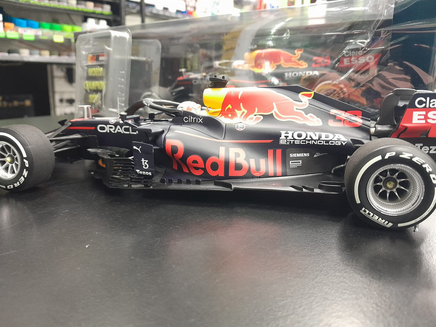 1/18 2021 Max Verstappen Red Bull Racing ABU DHABI Winner