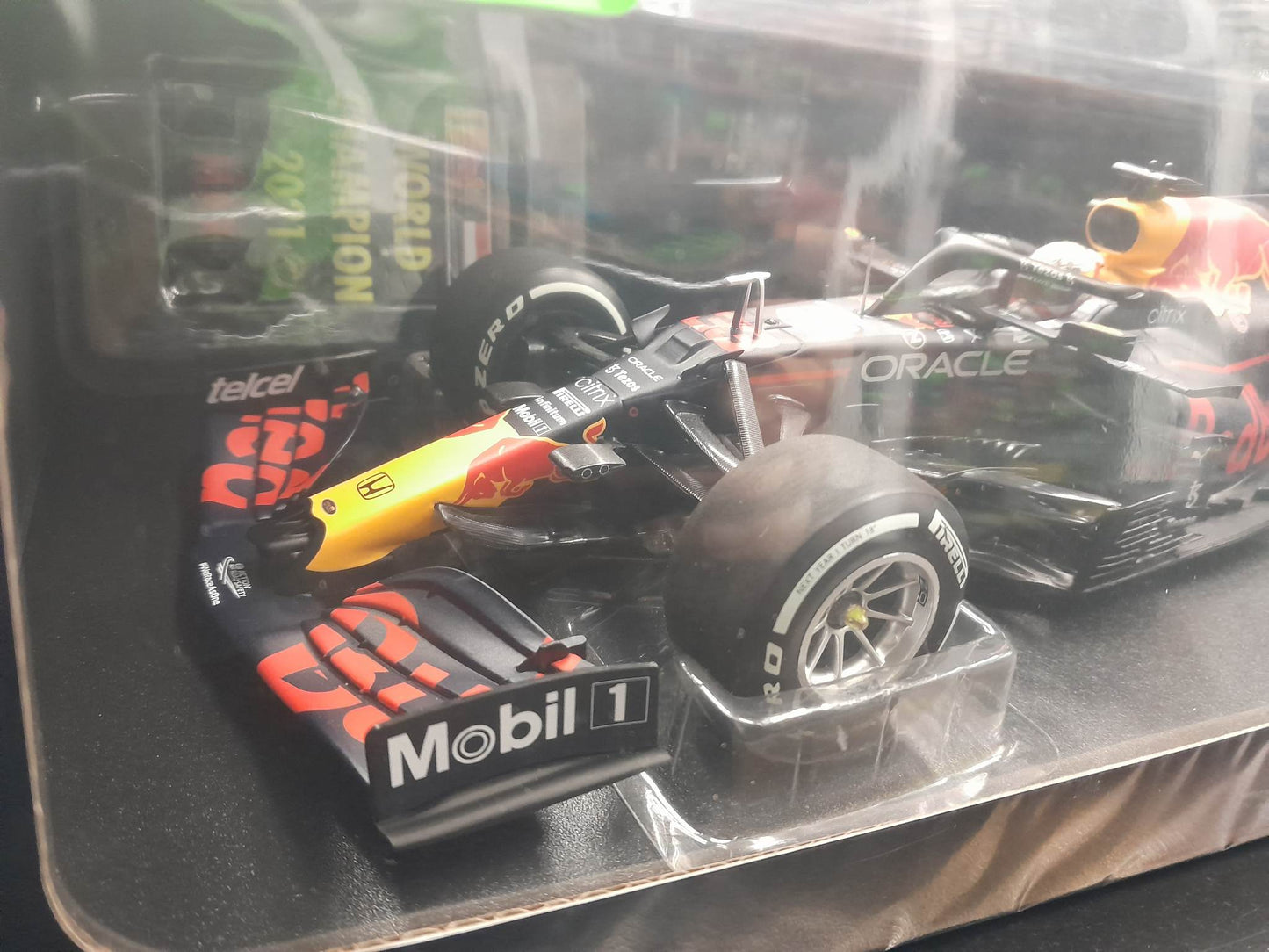 1/18 REDBULL RACING HONDA RB16B MAX VERSTAPPEN WINNER ABU DHABI 2021